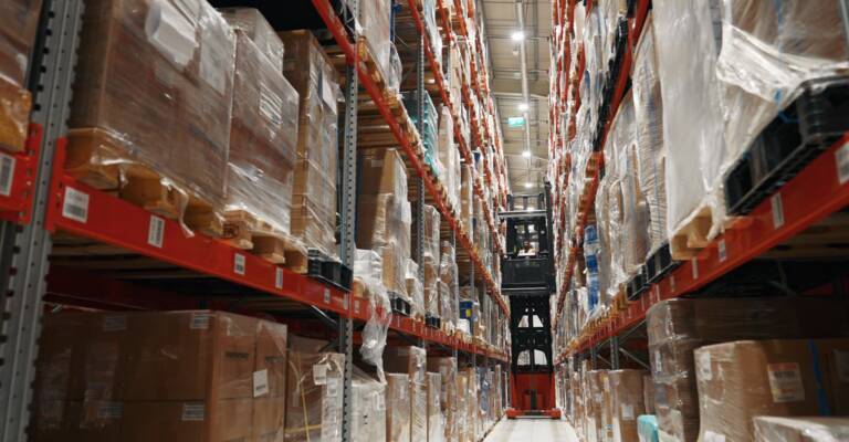 chariot allées étroites toyota - eurohubxtmh